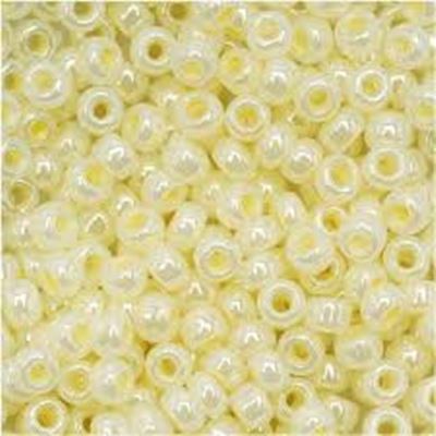 Toho Seed Bead Banana Cream Opaque 11/0 - Minimum 8g