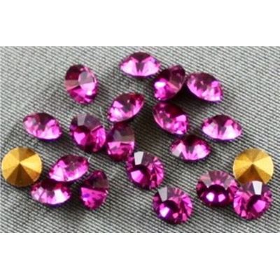 Swarovski Crystal 1028 Pointy Back Fuchsia PP32 