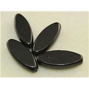  Glass Petal 30x10mm Jet ea.