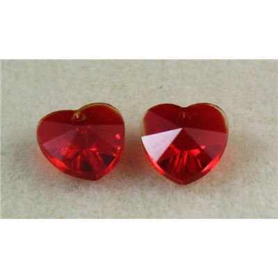 Chinese Crystal Heart Light Siam 15mm