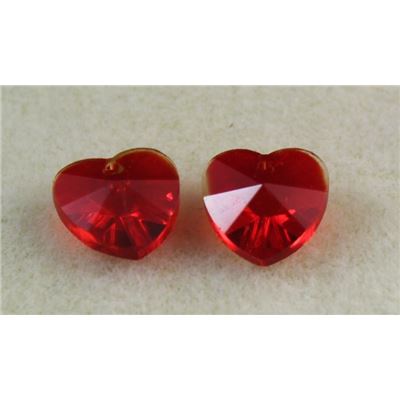 Chinese Crystal Heart Light Siam 15mm