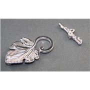 Clasp - Toggle Grape 38mm Silver  ea