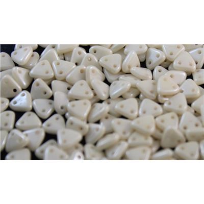 Czech Glass 2 Hole Triangle 6mm Lustre Champagne ea