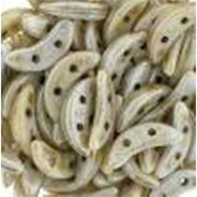 Crescent 3x10mm Opaque Ultra Lustre Green per gram