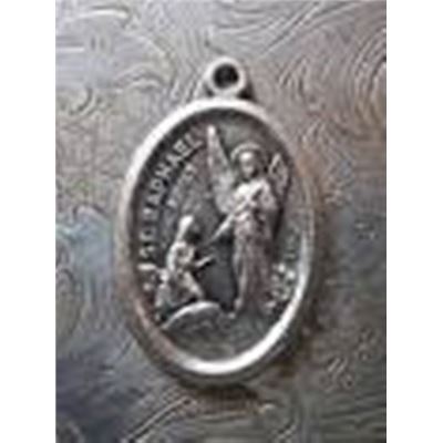 St Raphael Antique Silver 15x15mm ea