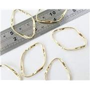Connector Twist Rhombus Gold 40x28x2.5mm each