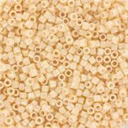 Delica DBR 204 Ceylon Antique Beige 11/0 - Minimum 3g
