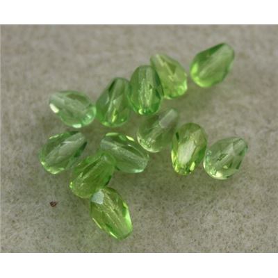 Apollo Drops Peridot Transparent 7x5mm ea